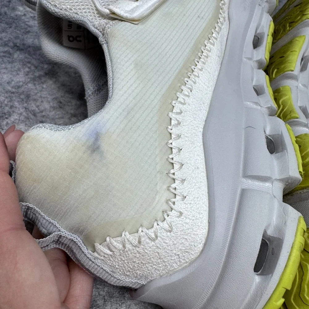 On Cloudaway Running Shoes Womens Sz 9.5 Ice/Glacier Sneakers Cloud 49.98945
